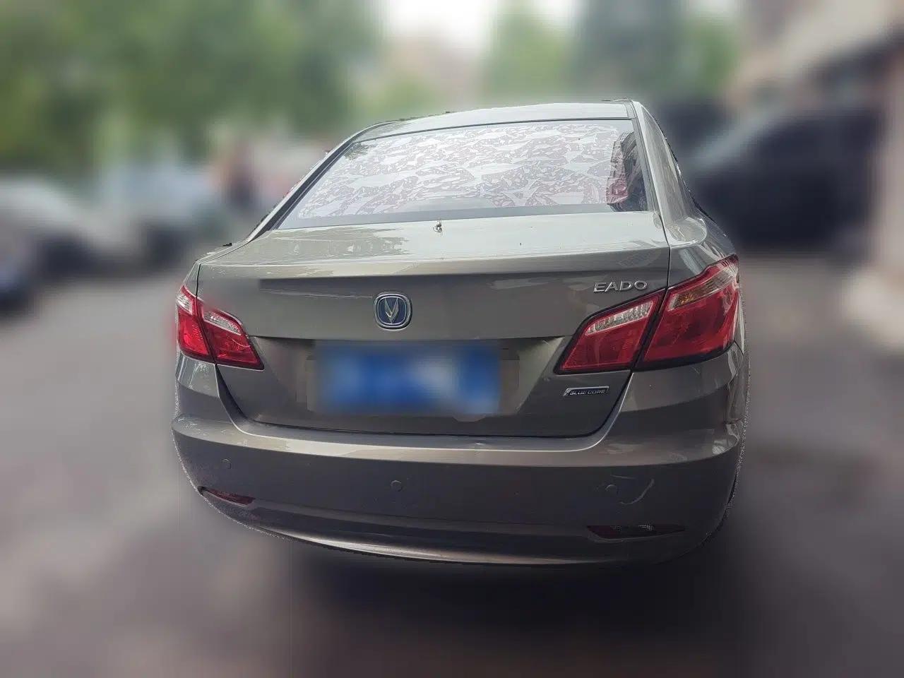 CHANGAN Eado 2014 1.6L Manual Elite Version — миниатюра 5