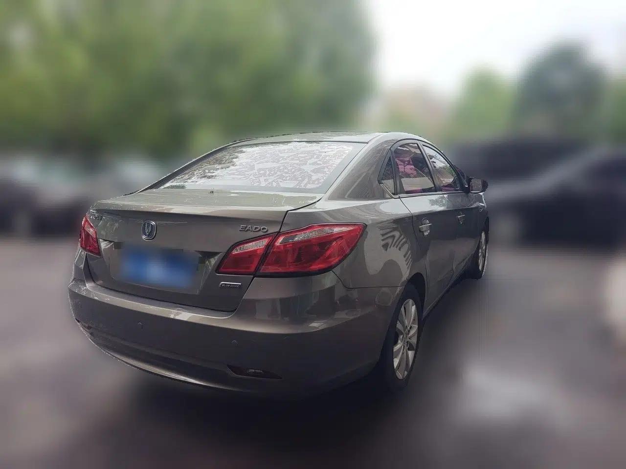 CHANGAN Eado 2014 1.6L Manual Elite Version — миниатюра 6