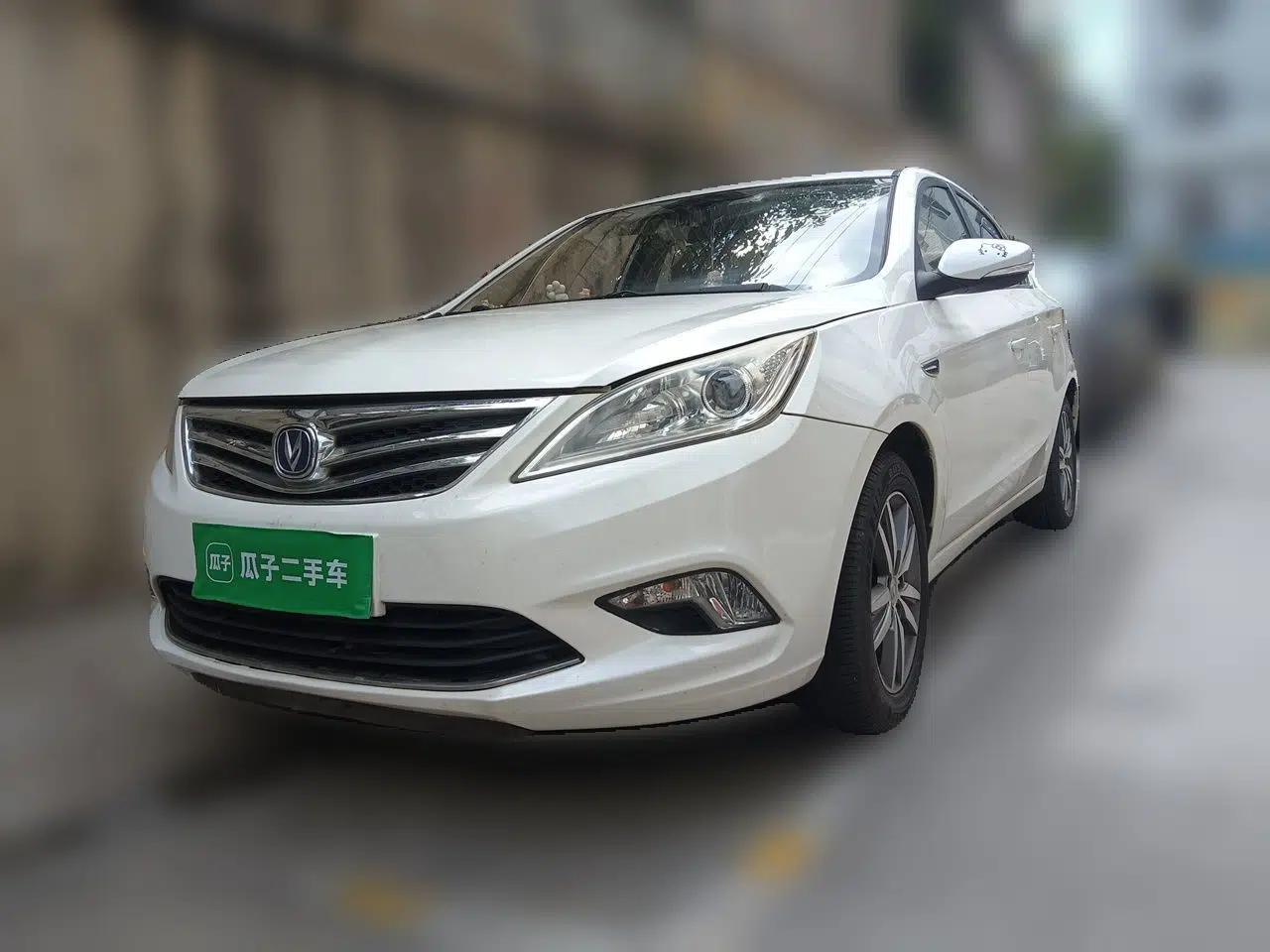 CHANGAN Eado 2015 1.6L Manual Luxury Model China IV Standard — миниатюра 1