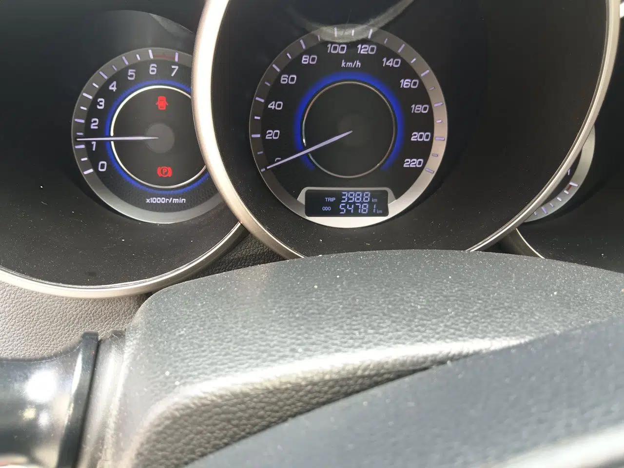 CHANGAN Eado 2015 1.6L Manual Luxury Model China IV Standard — миниатюра 12