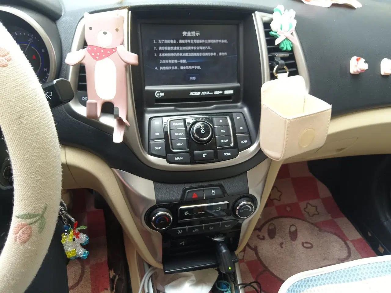 CHANGAN Eado 2015 1.6L Manual Luxury Model China IV Standard — миниатюра 13