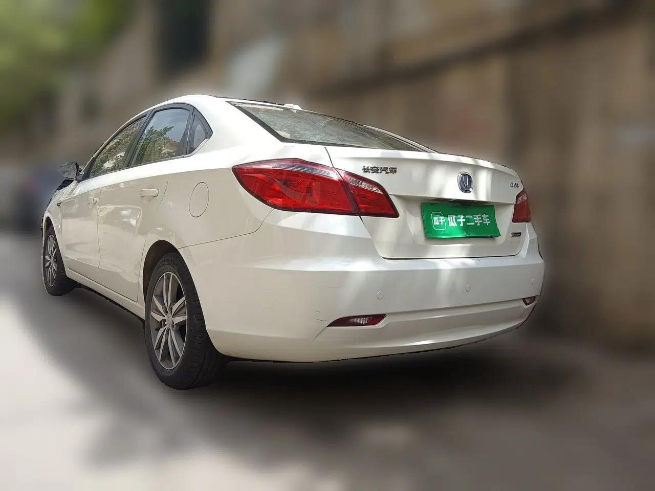 CHANGAN Eado 2015 1.6L Manual Luxury Model China IV Standard — миниатюра 4