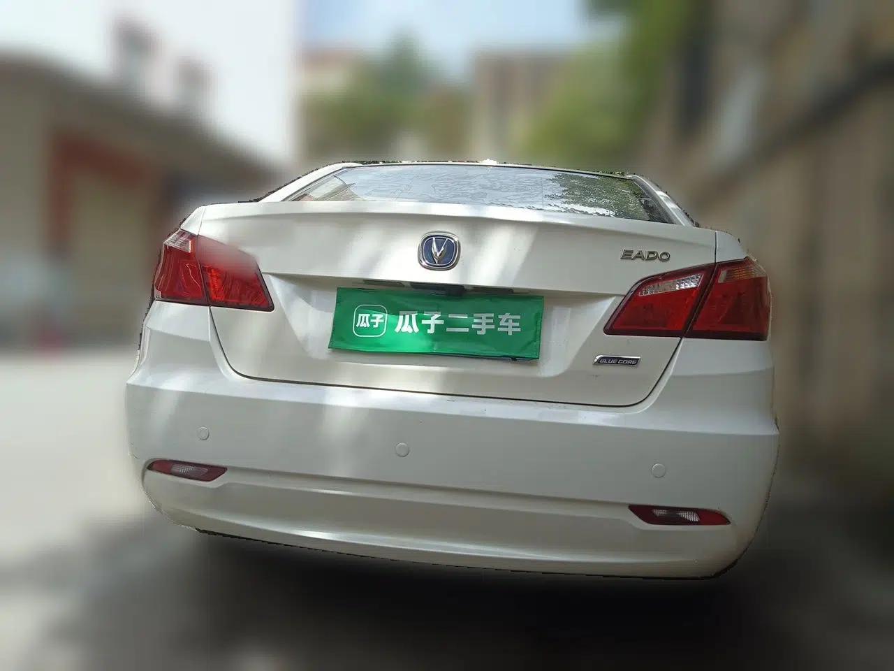 CHANGAN Eado 2015 1.6L Manual Luxury Model China IV Standard — миниатюра 5