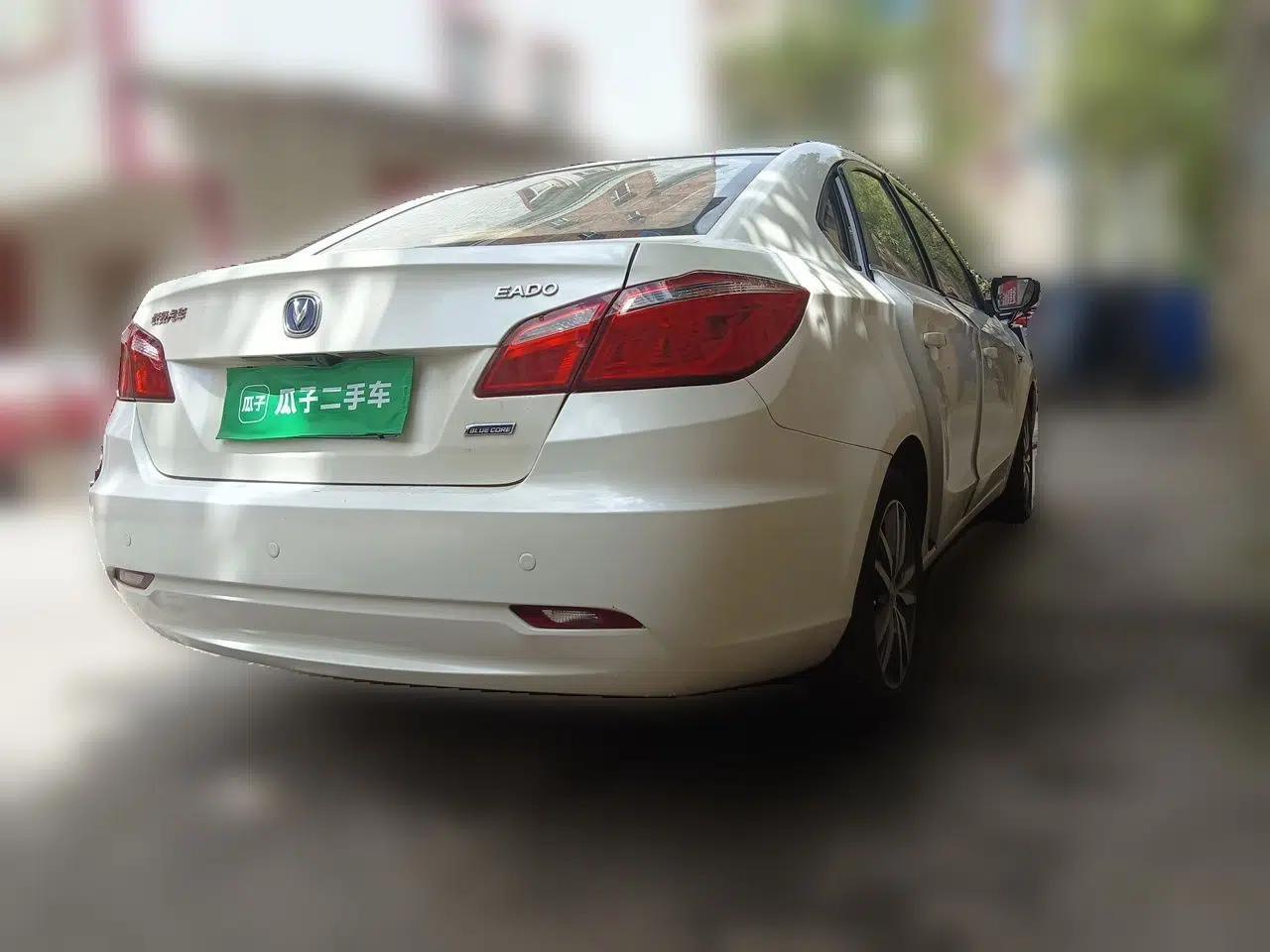 CHANGAN Eado 2015 1.6L Manual Luxury Model China IV Standard — миниатюра 6