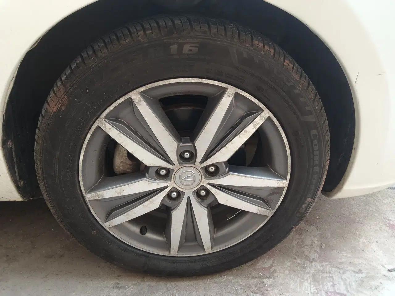 CHANGAN Eado 2015 1.6L Manual Luxury Model China IV Standard — миниатюра 8