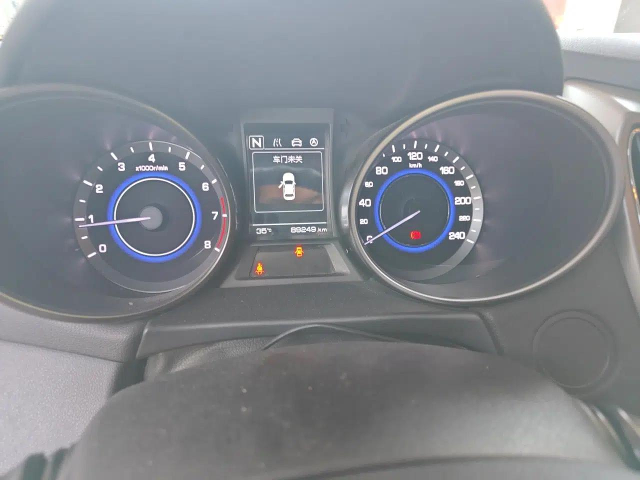 CHANGAN Eado 2015 1.6L Automatic Junku Model China V Standard — миниатюра 12