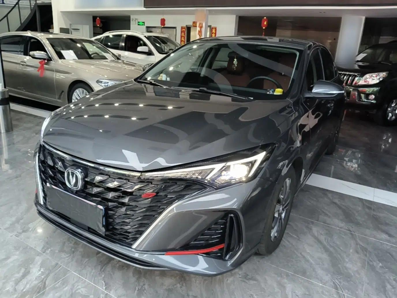 CHANGAN Eado 2025 PLUS 1.4T Dual-Clutch High-Energy Version — миниатюра 1