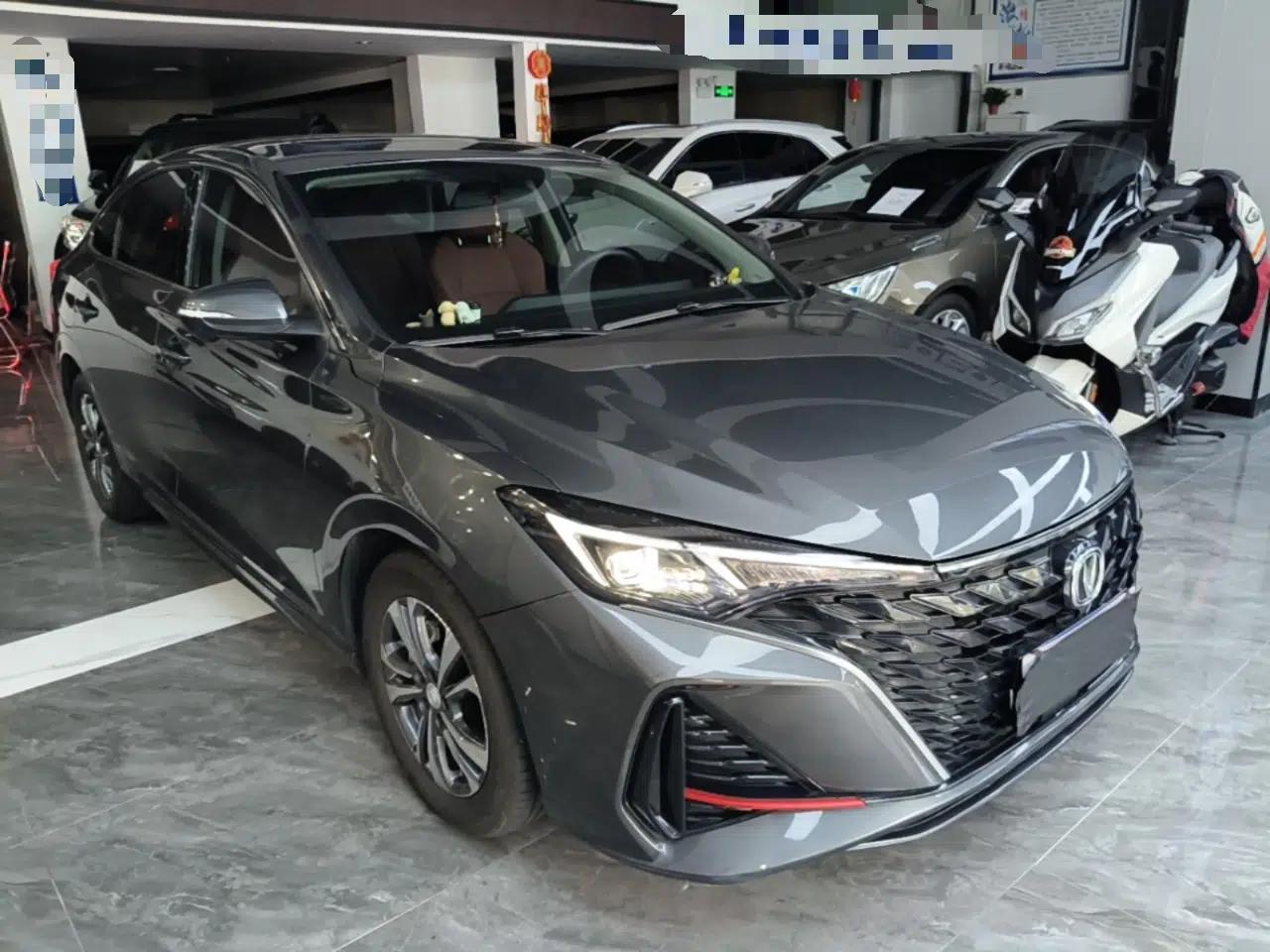 CHANGAN Eado 2025 PLUS 1.4T Dual-Clutch High-Energy Version — миниатюра 3