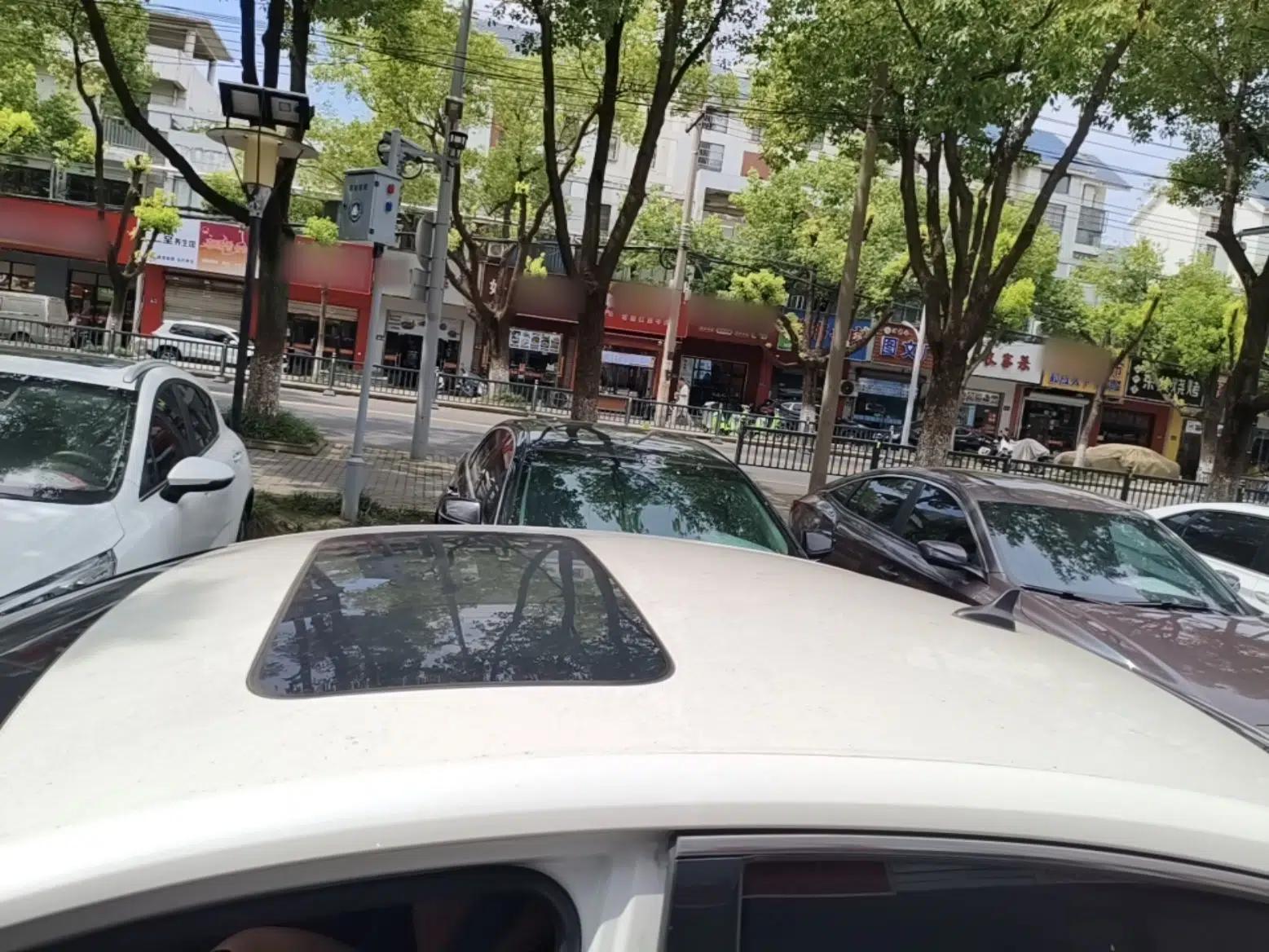 CHANGAN Eado 2022 PLUS Blue Whale NE 1.4T GDI DCT Prestige Edition — миниатюра 7