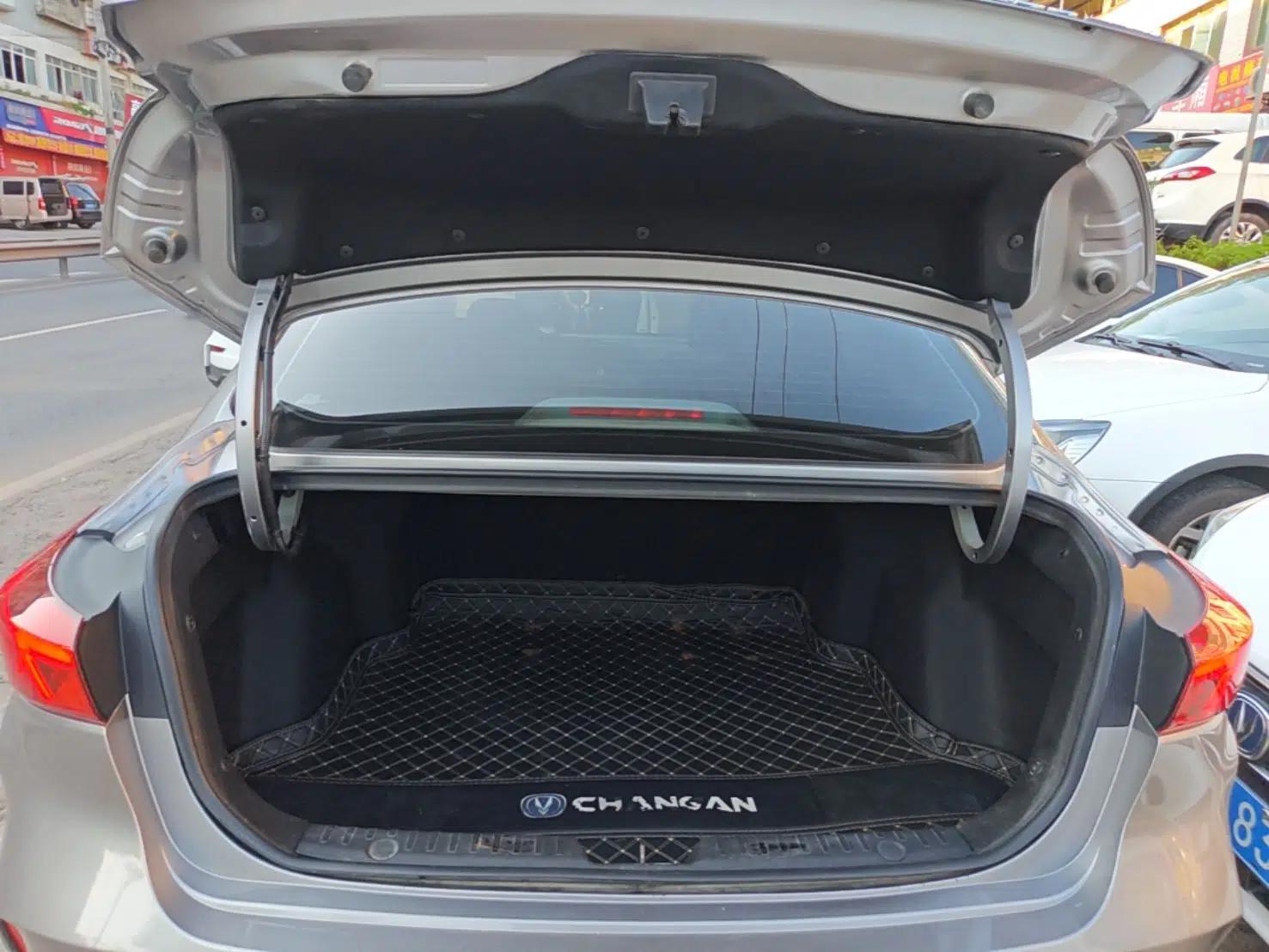 CHANGAN Eado 2021 PLUS 1.6L GDI Manual Luxury Model — миниатюра 22