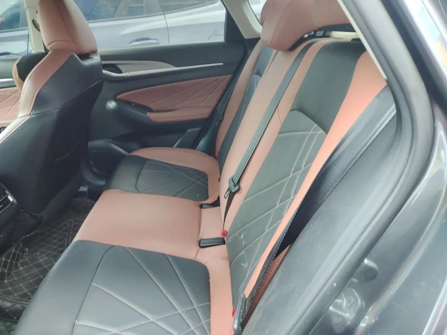 CHANGAN Eado 2022 PLUS Blue Whale NE 1.4T GDI DCT Prestige Edition — миниатюра 20