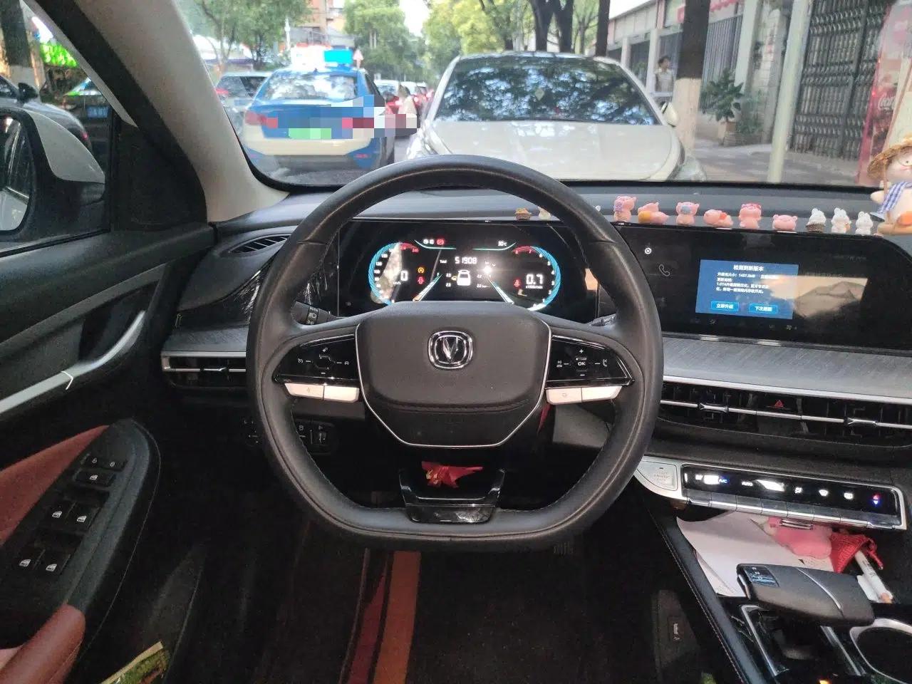 CHANGAN Eado 2022 PLUS Blue Whale NE 1.4T GDI DCT Prestige Edition — миниатюра 9