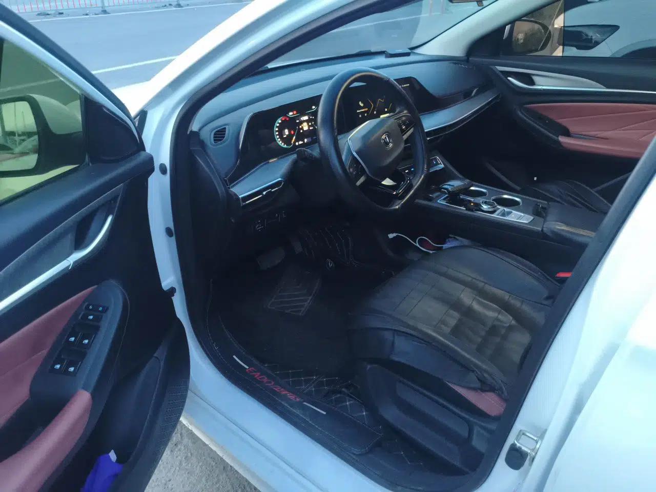 CHANGAN Eado 2023 Changan Edition PLUS Blue Whale NE 1.4T GDI DCT Prestige Version — миниатюра 16
