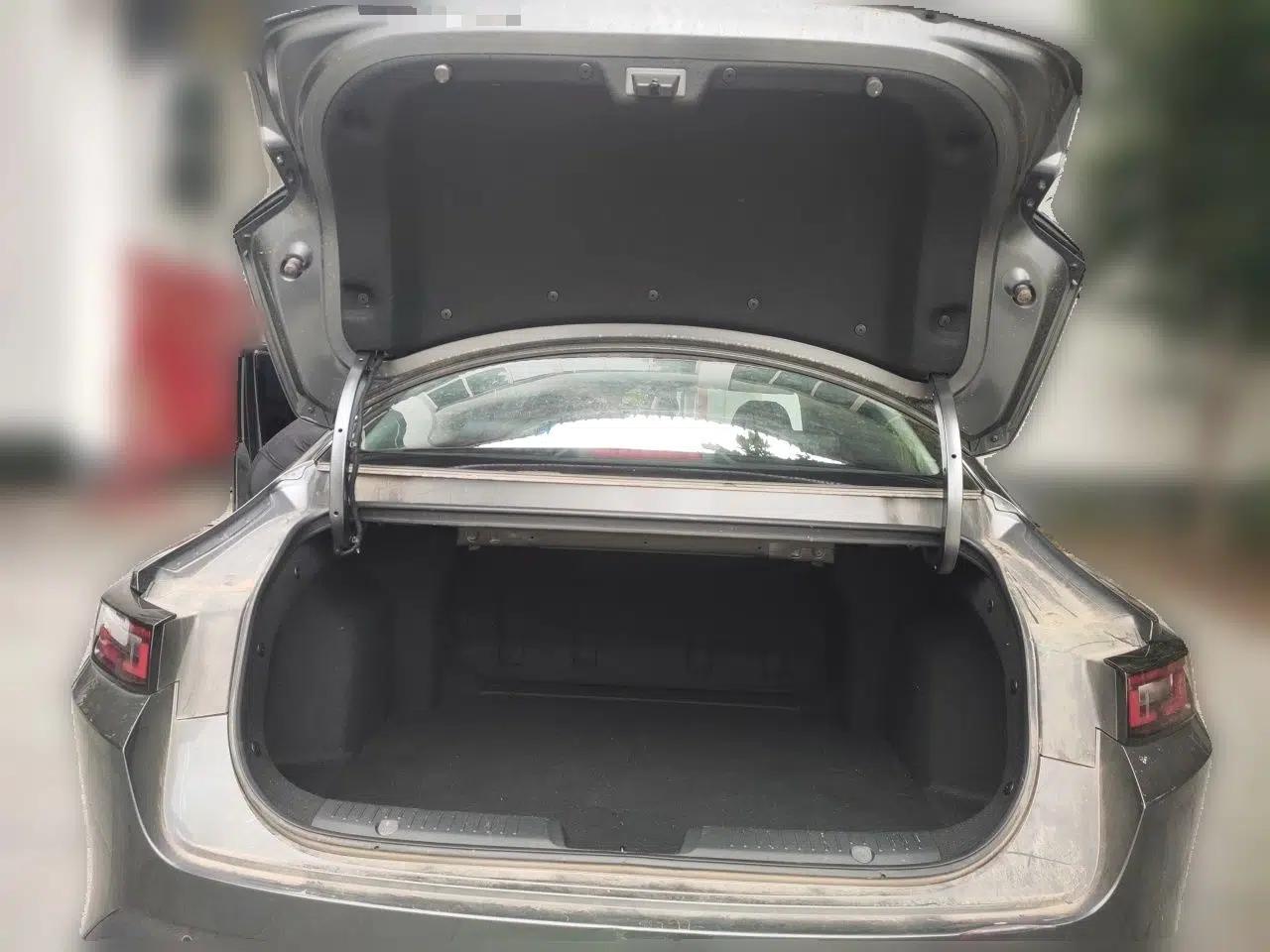 CHANGAN Eado 2024 1.5T GDI Automatic Prestige Edition — миниатюра 19