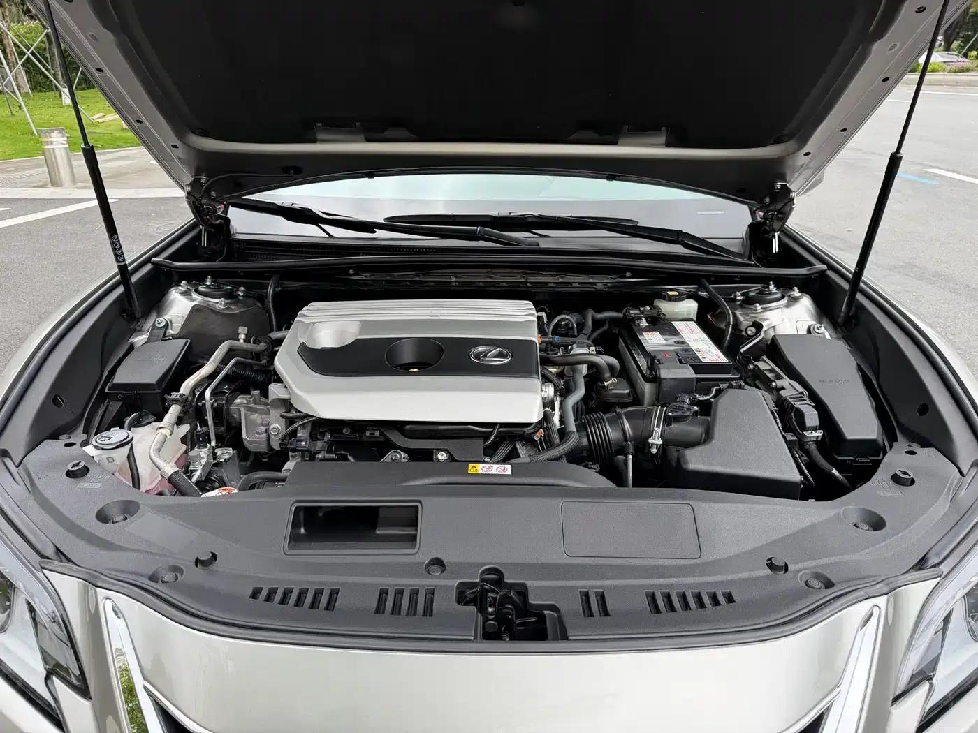 Lexus ES 2021 Model 200 Premium Edition — миниатюра 13
