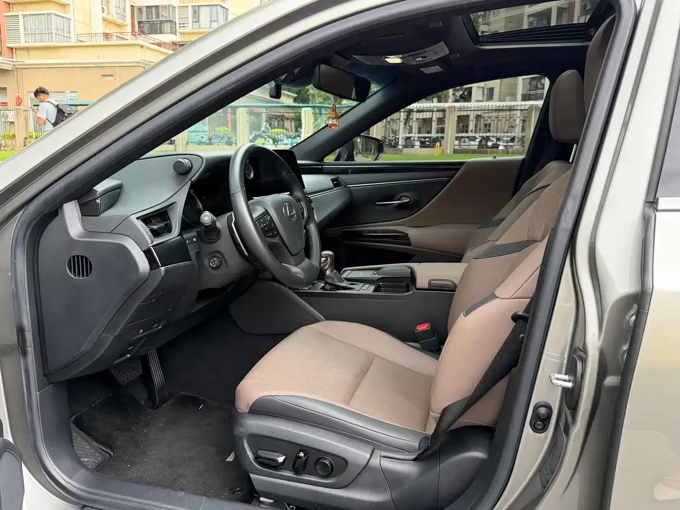 Lexus ES 2021 Model 200 Premium Edition — миниатюра 7
