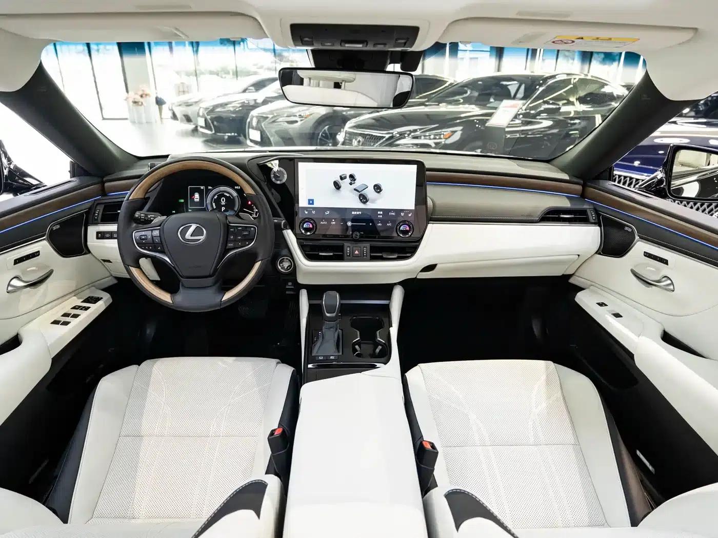 Lexus ES 2025 300h Executive Edition — миниатюра 13