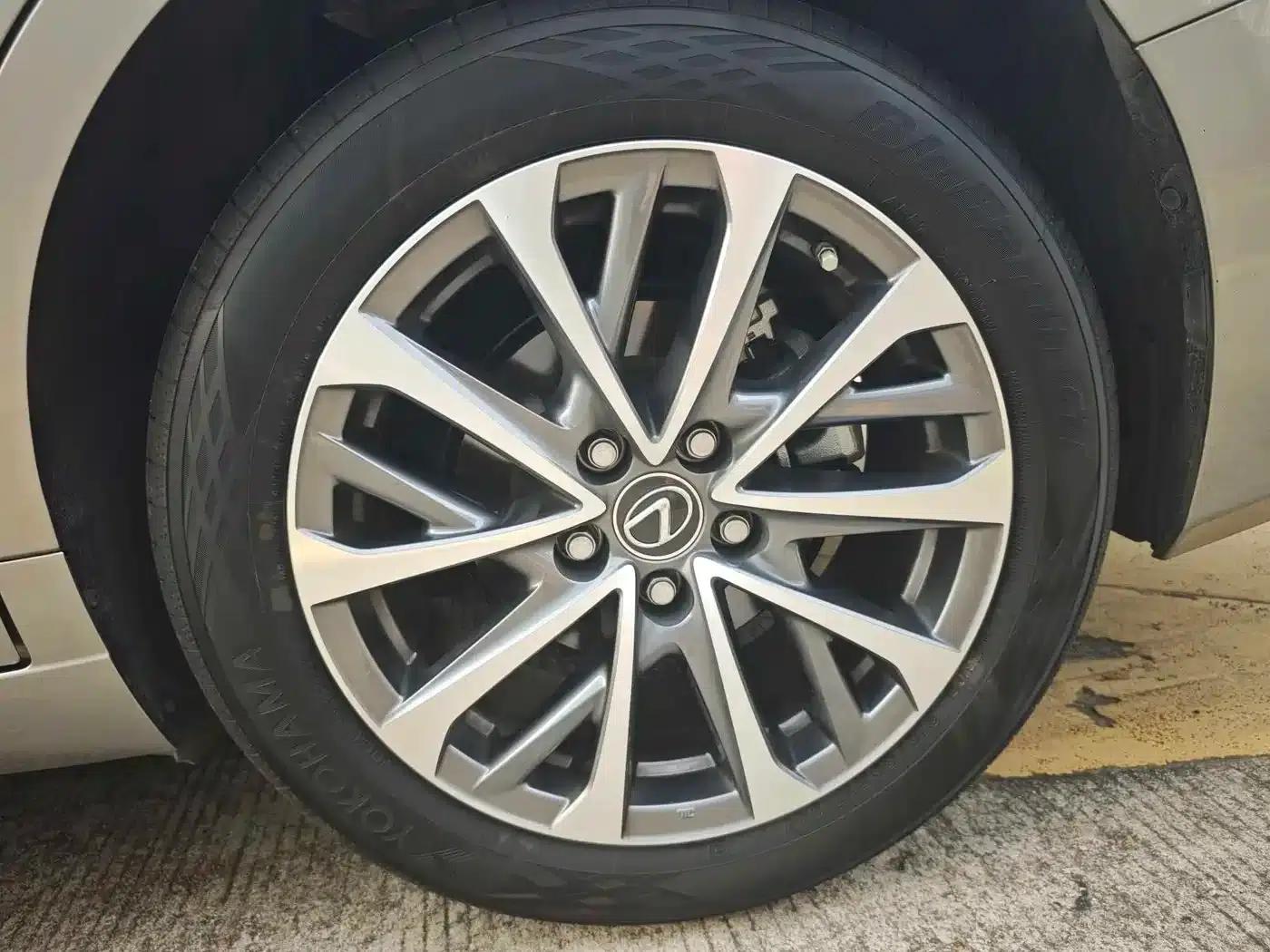 Lexus ES 2024 200 Premium Edition — миниатюра 19