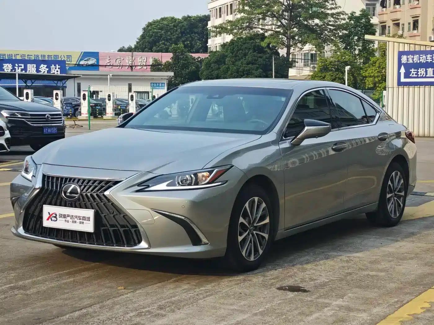 Lexus ES 2024 200 Premium Edition — миниатюра 3