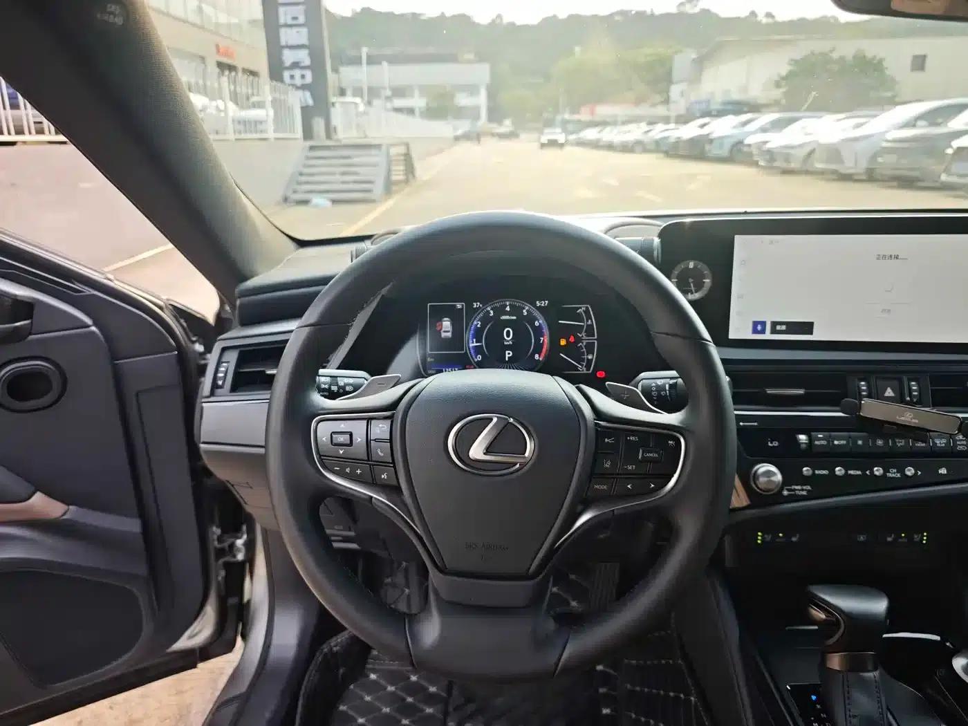 Lexus ES 2024 200 Premium Edition — миниатюра 9