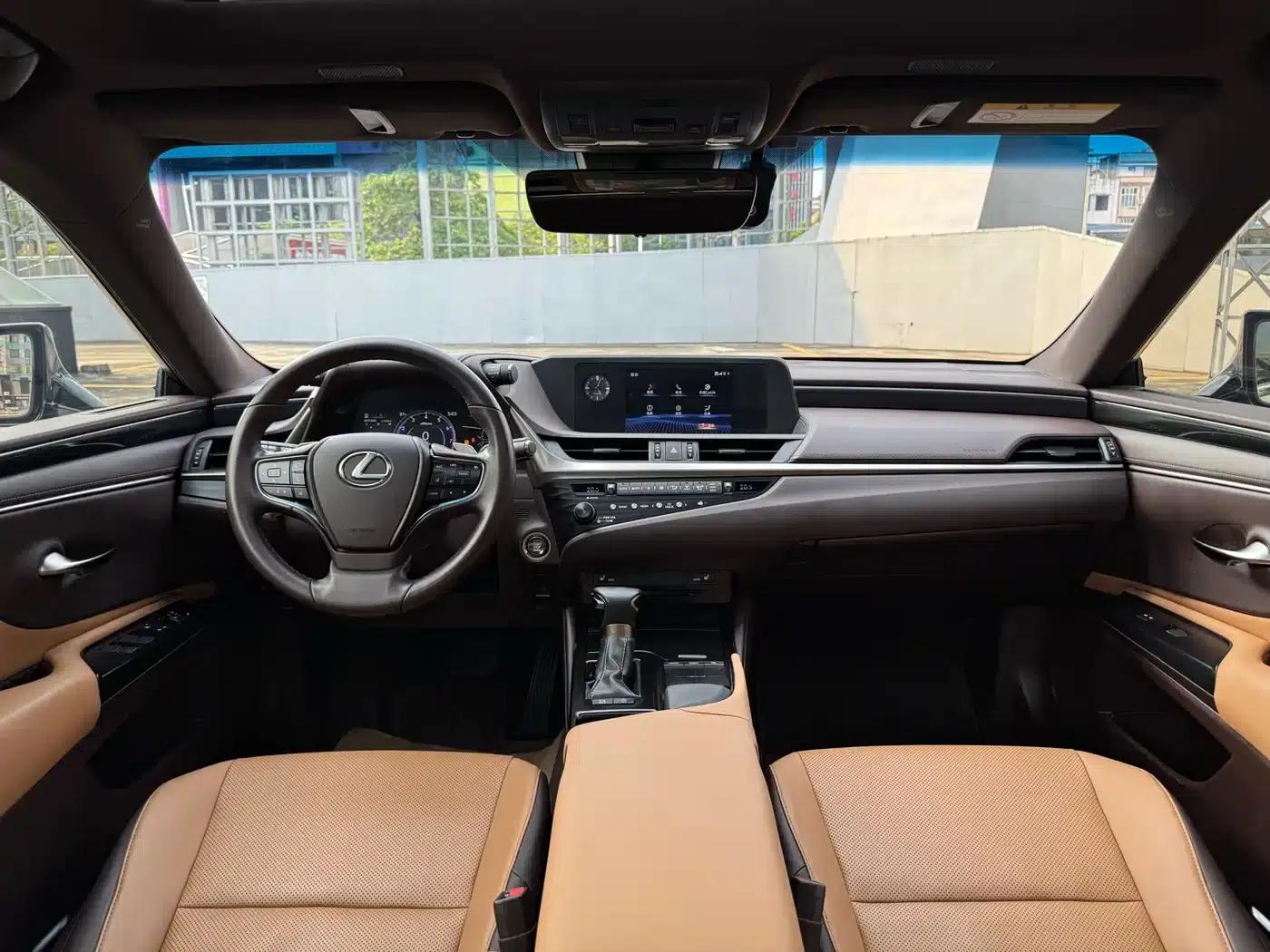 Lexus ES 2020 200 Excellence Edition — миниатюра 6