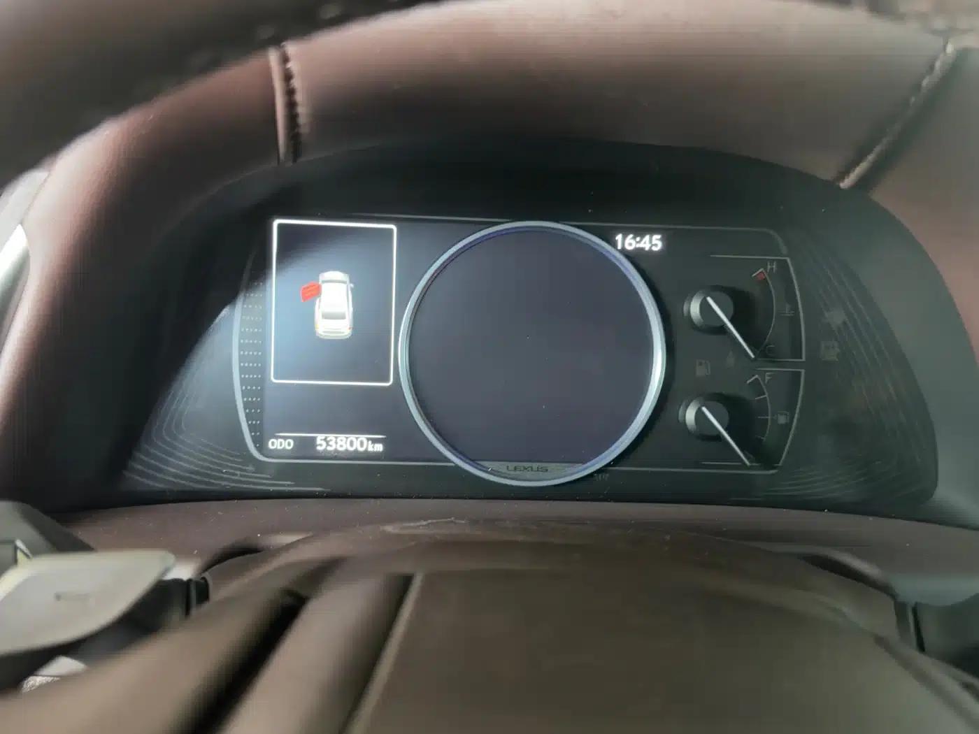 Lexus ES 2020 300h Premium Edition — миниатюра 9