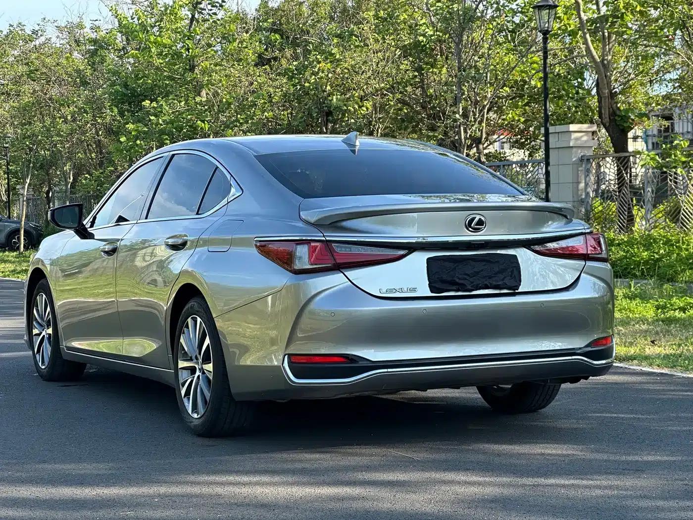 Lexus ES 2020 200 Excellence Edition — миниатюра 4