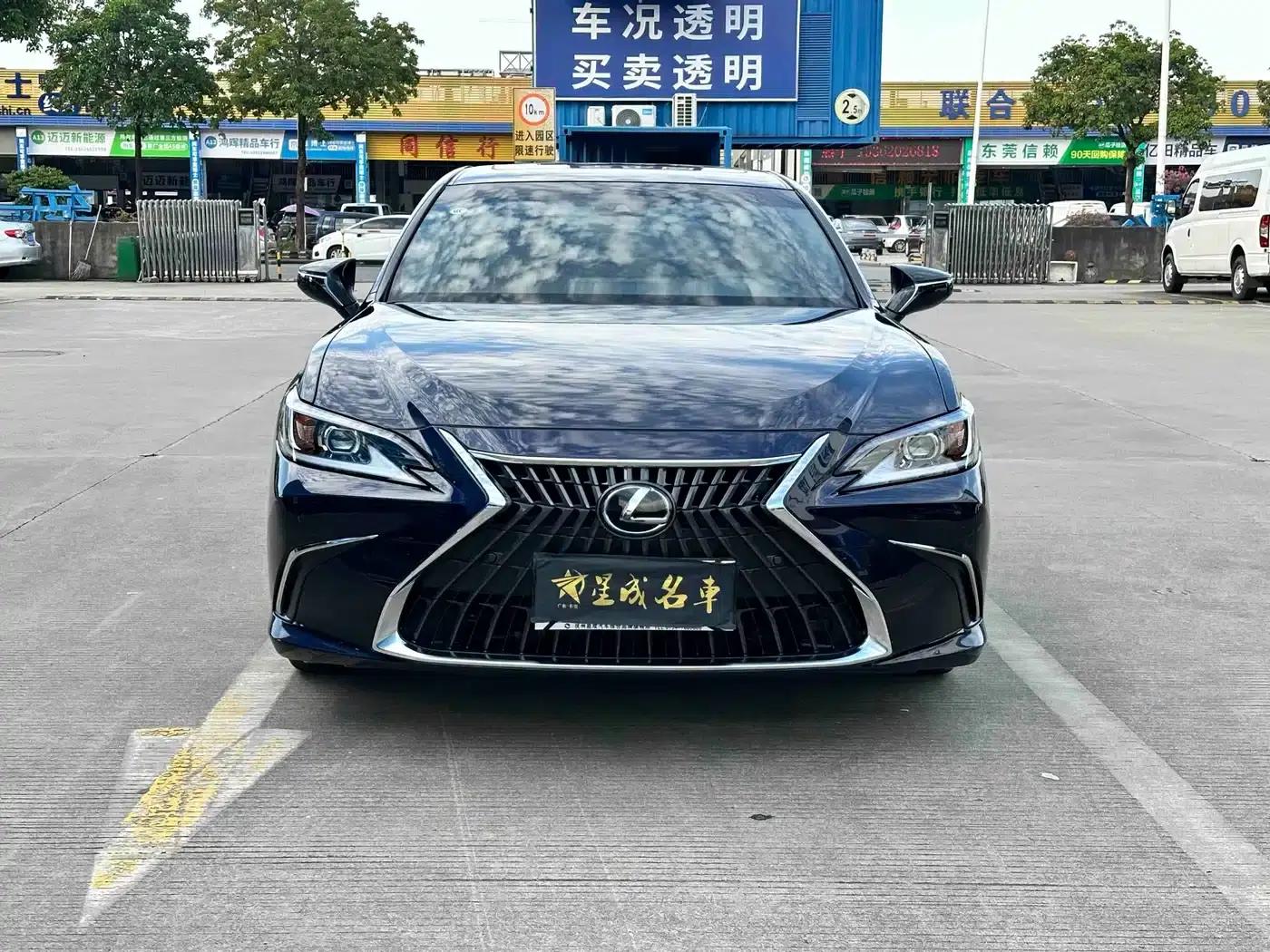 Lexus ES 2021 Model 200 Premium Edition — миниатюра 2