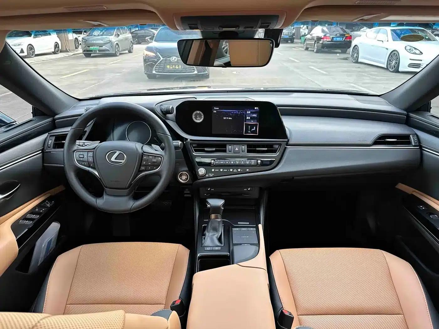 Lexus ES 2021 Model 200 Premium Edition — миниатюра 4