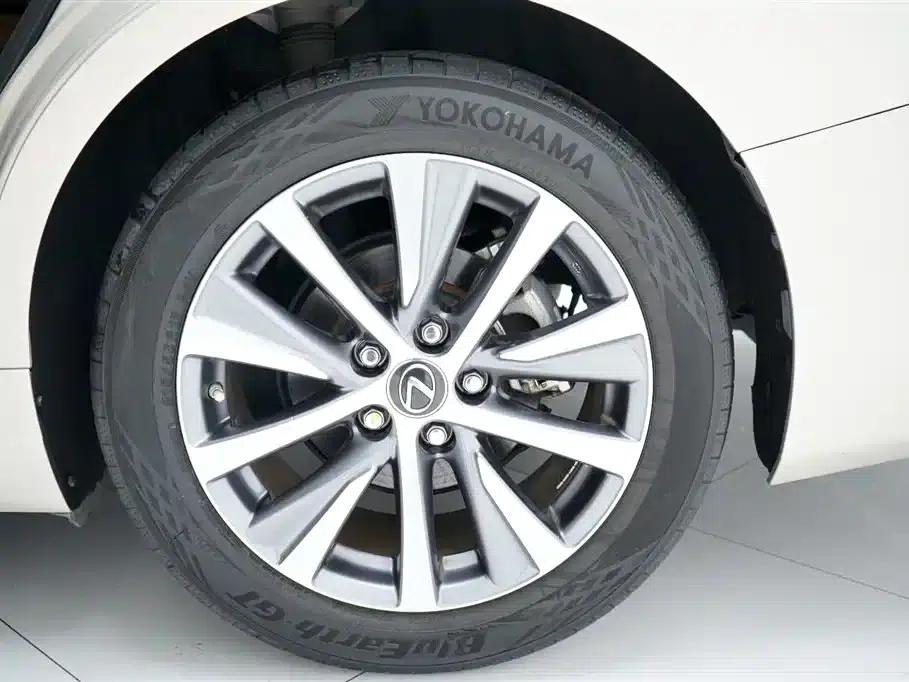 Lexus ES 2018 200 Premium Edition (China V emission standard) — миниатюра 20