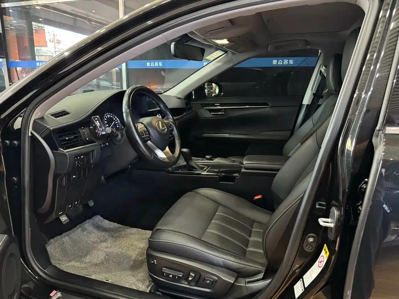 Lexus ES 2015 200 Elite Edition — миниатюра 6