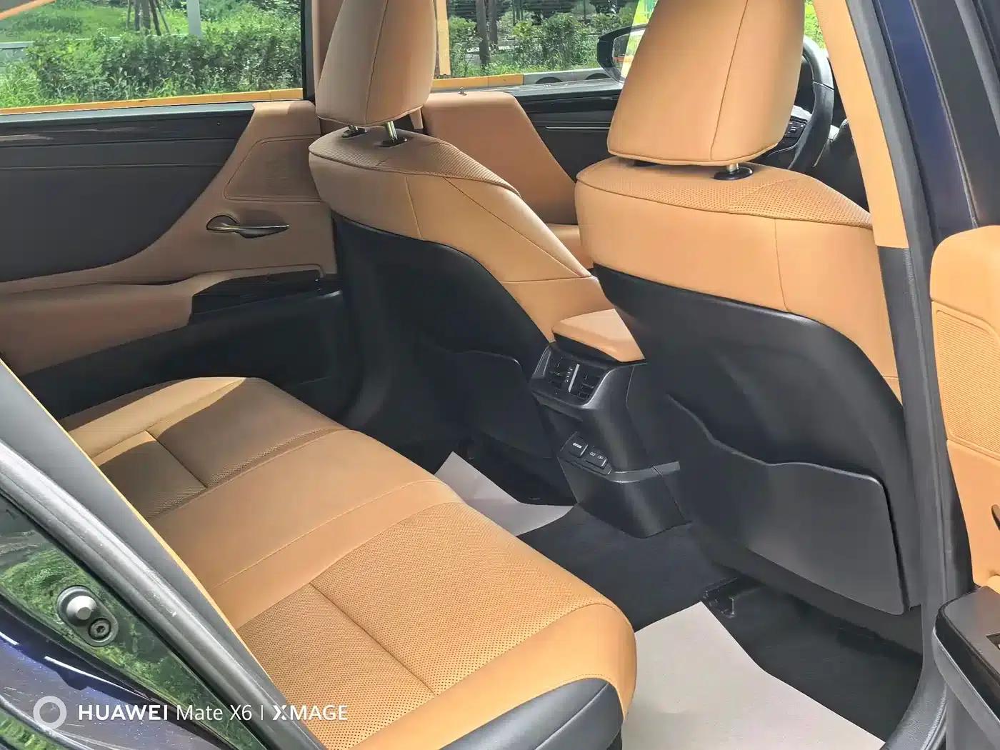 Lexus ES 2021 300h Premium Edition — миниатюра 15