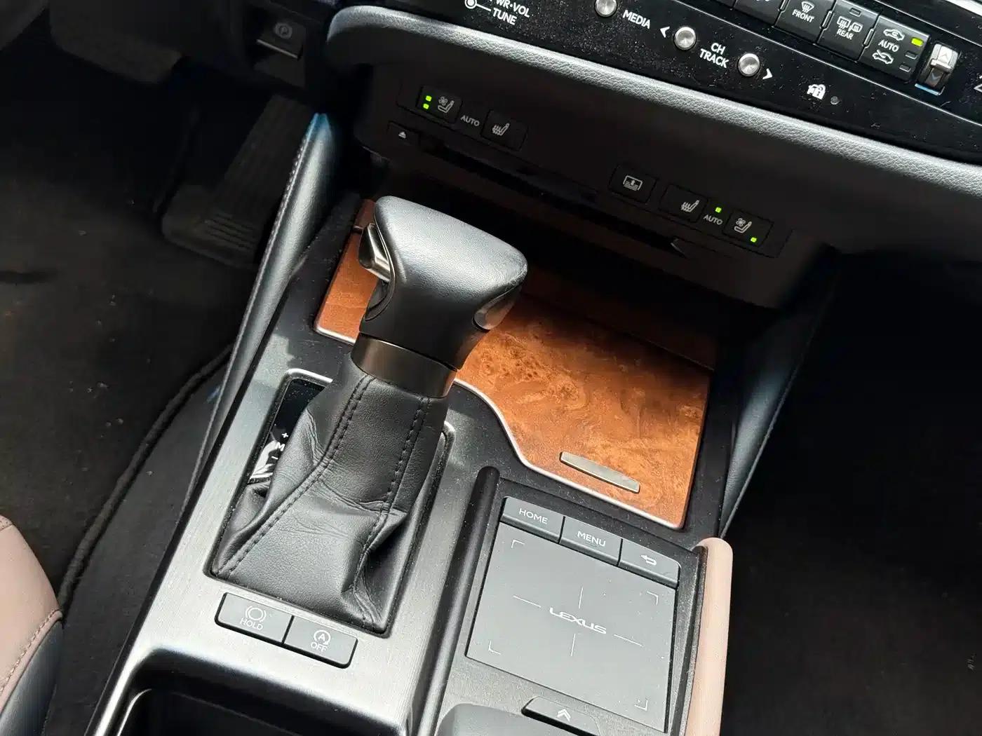 Lexus ES 2021 200 Luxury Edition — миниатюра 18