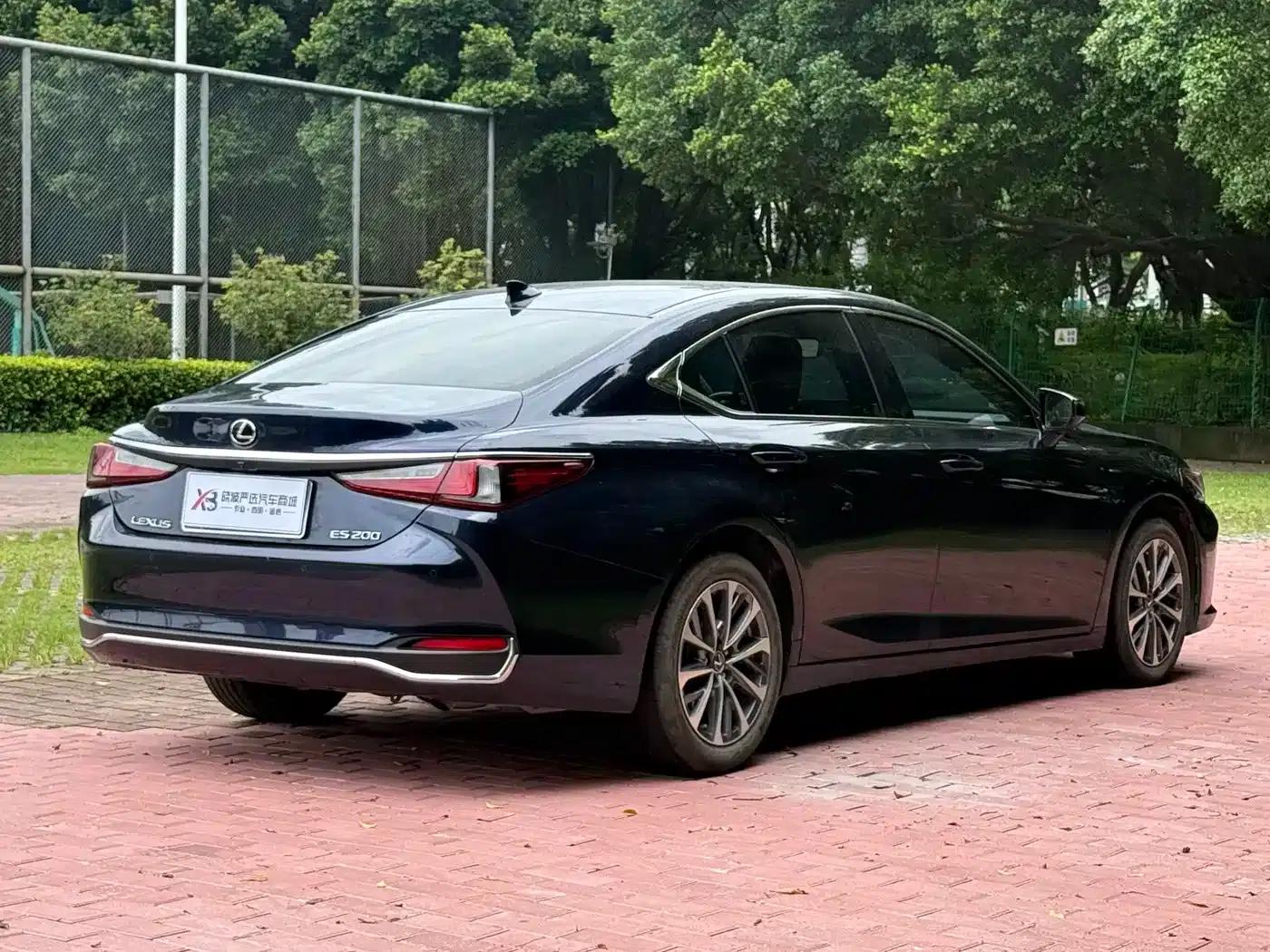 Lexus ES 2021 200 Luxury Edition — миниатюра 4