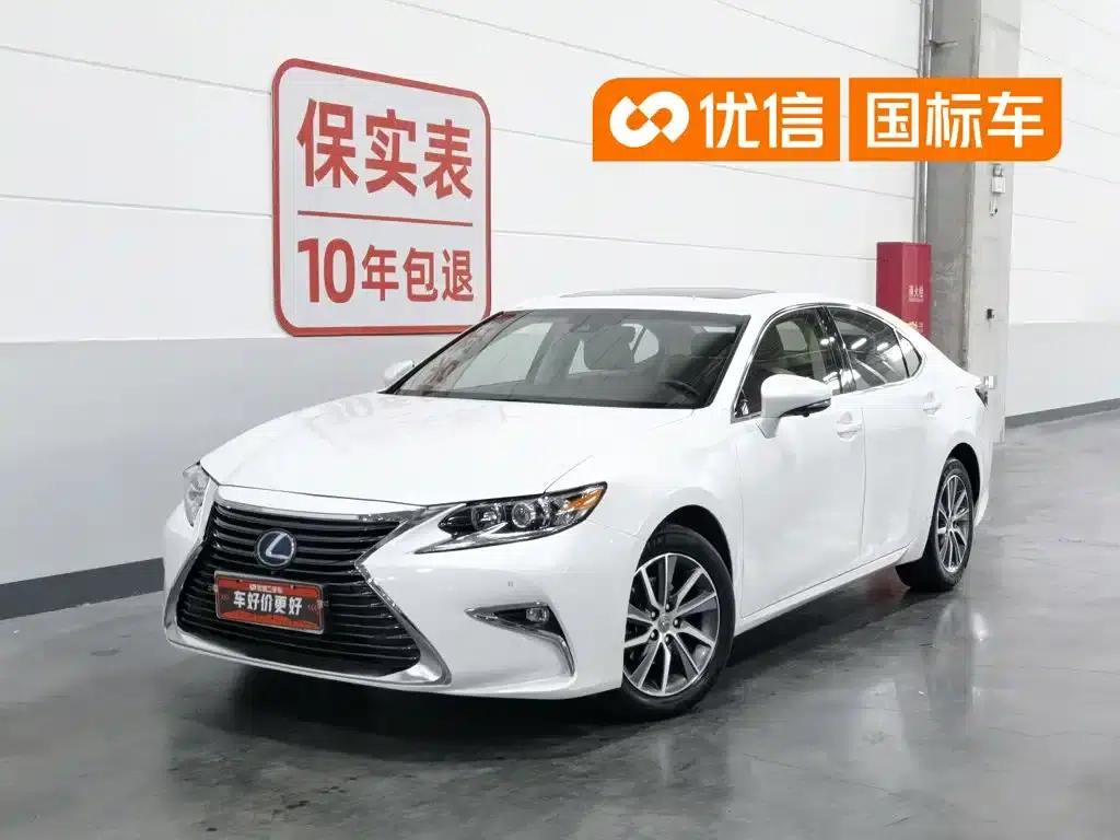 Lexus ES 2015 300h Comfort Edition — миниатюра 1