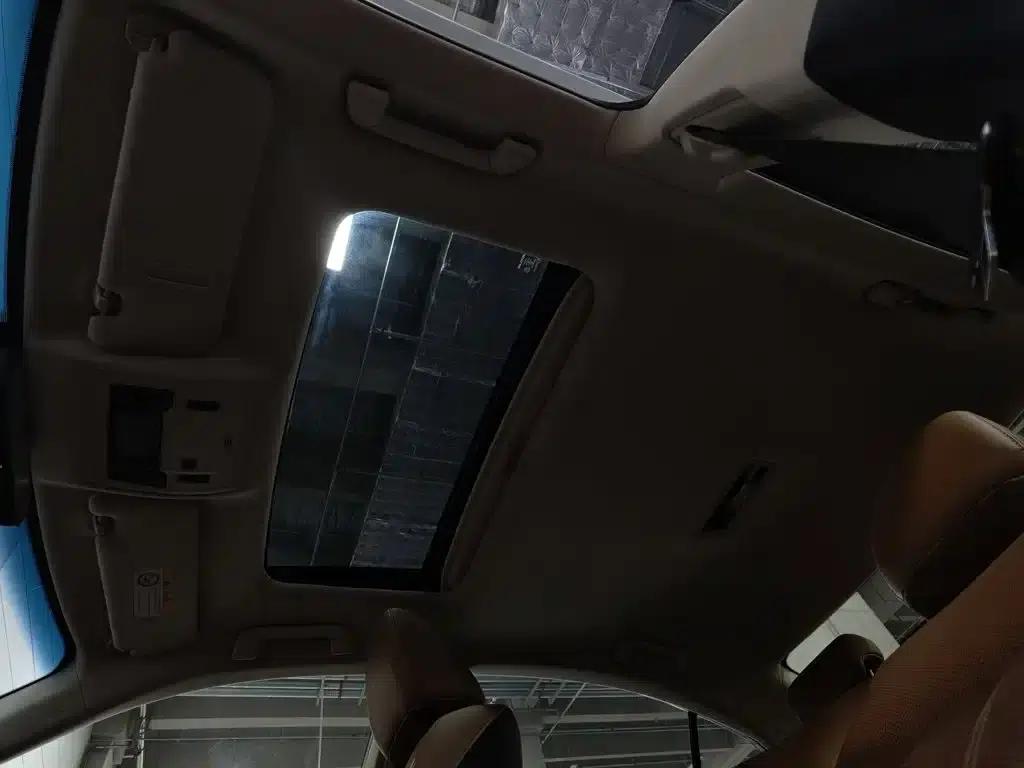 Lexus ES 2015 300h Comfort Edition — миниатюра 14