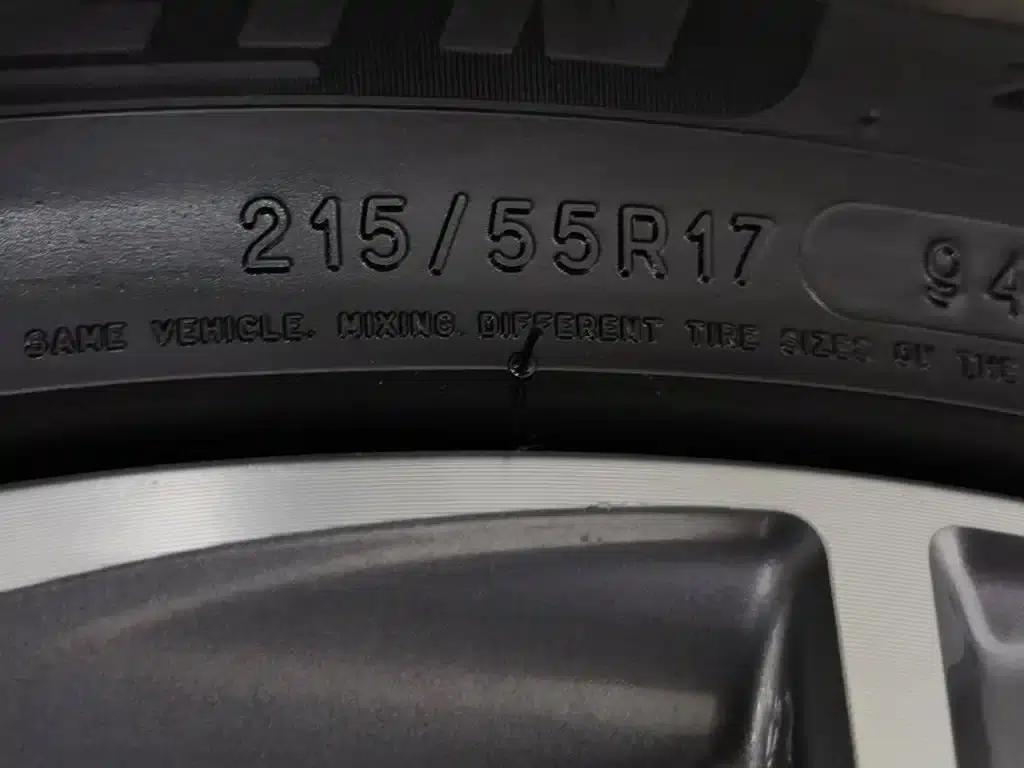Lexus ES 2015 300h Comfort Edition — миниатюра 24