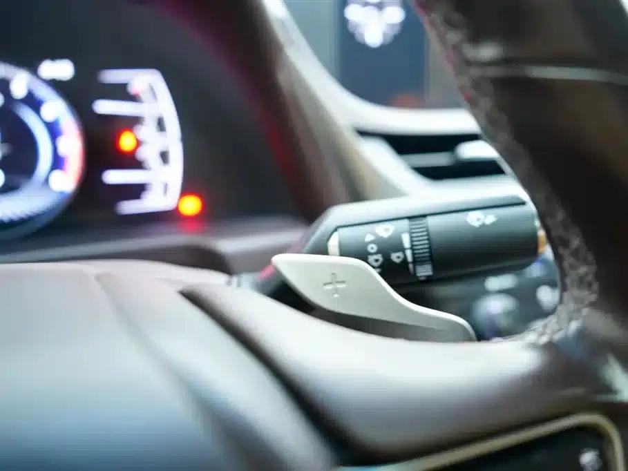 Lexus ES 2018 200 Premium Edition (China V emission standard) — миниатюра 14