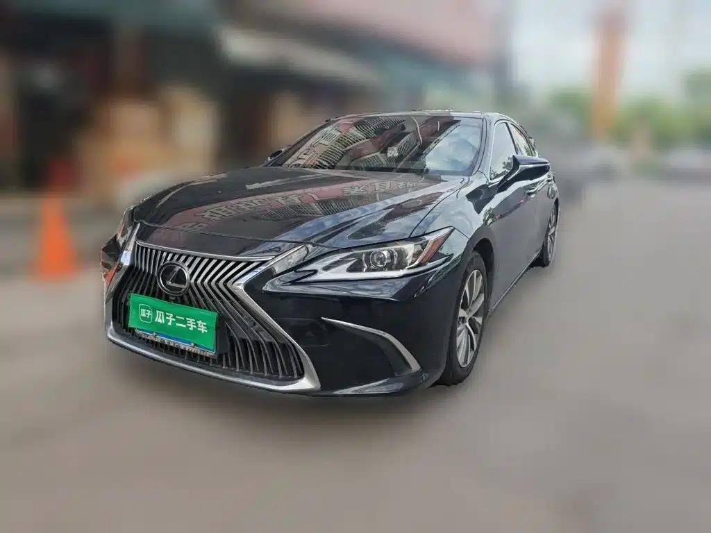 Lexus ES 2020 200 Excellence Edition — миниатюра 2