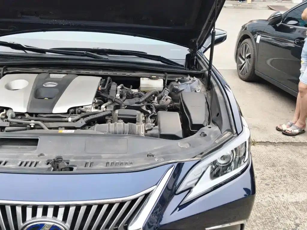 Lexus ES 2020 300h Premium Edition — миниатюра 22