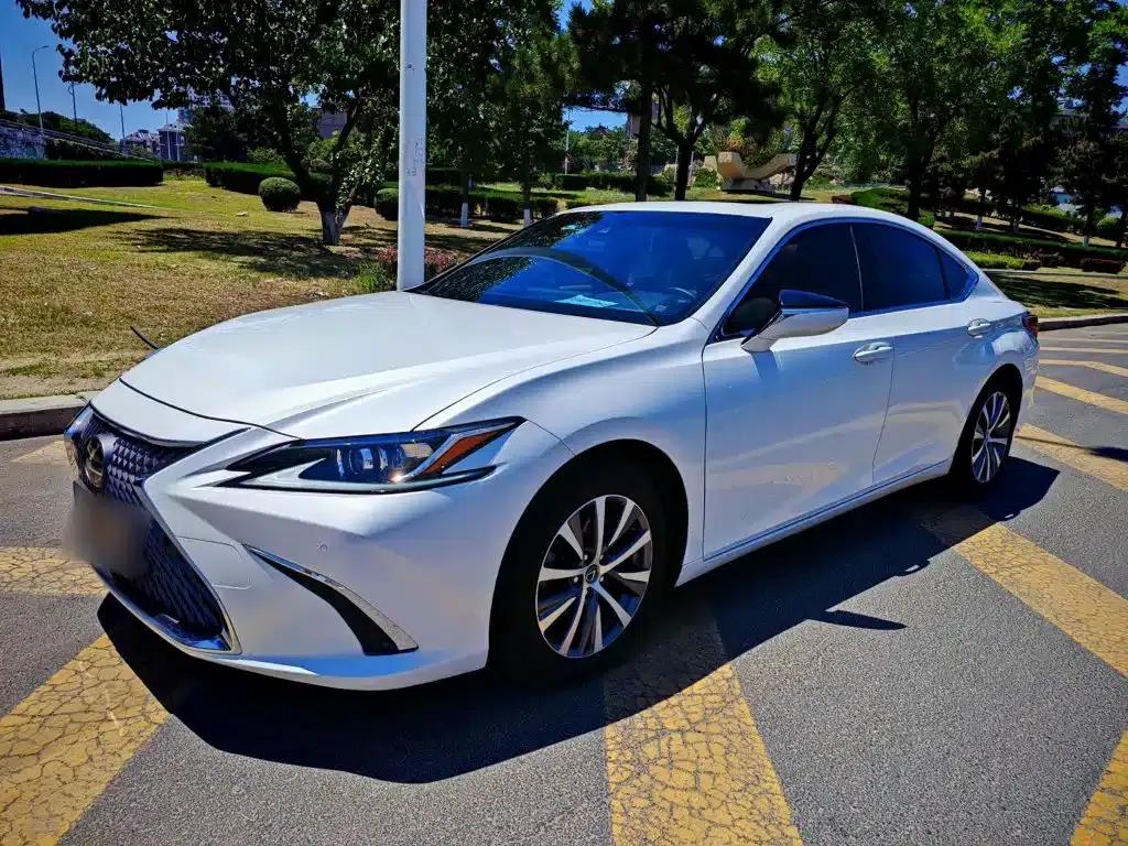 Lexus ES 2018 200 Premium Edition (China VI Emission Standard) — миниатюра 2