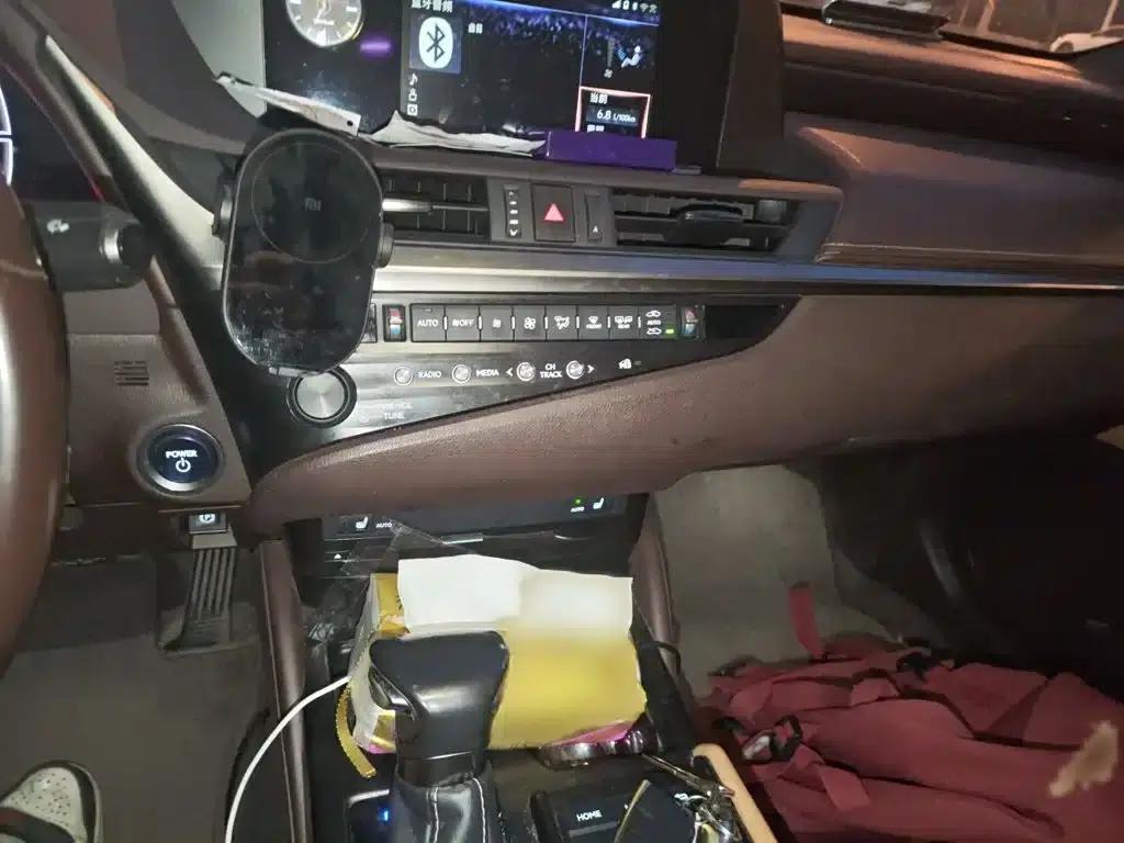 Lexus ES 2018 300h Premium Edition (China VI Emission Standard) — миниатюра 6