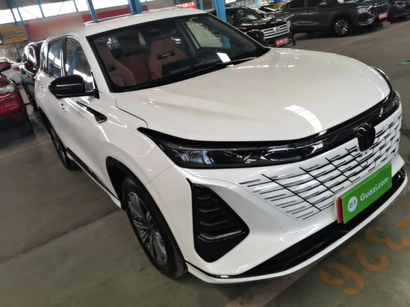 CHANGAN CS75 PLUS 2026 Model, Smart Champion Edition 1.5T New Blue Whale Smart Navigation Version — миниатюра 3