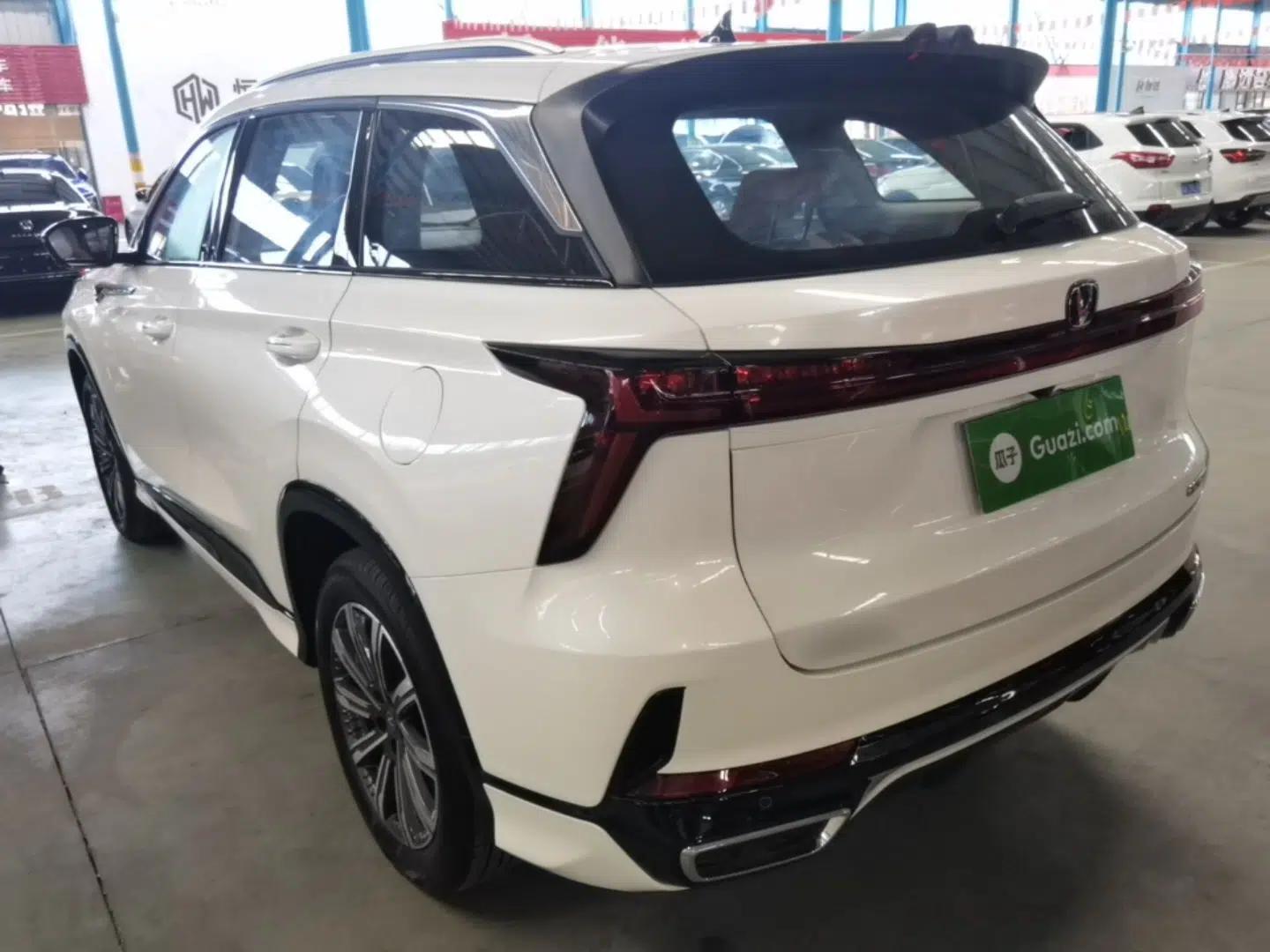 CHANGAN CS75 PLUS 2026 Model, Smart Champion Edition 1.5T New Blue Whale Smart Navigation Version — миниатюра 4