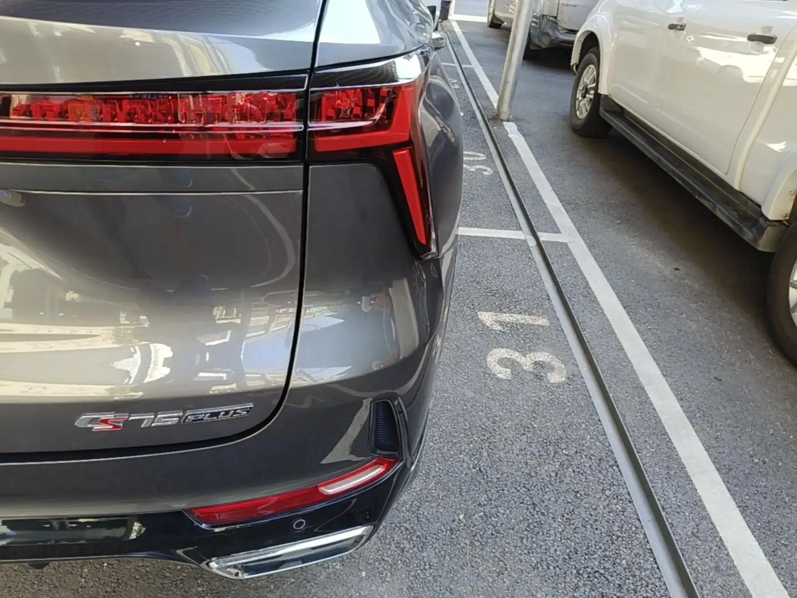 CHANGAN CS75 PLUS 2023 3rd Generation 1.5T Automatic Prestige Model — миниатюра 9