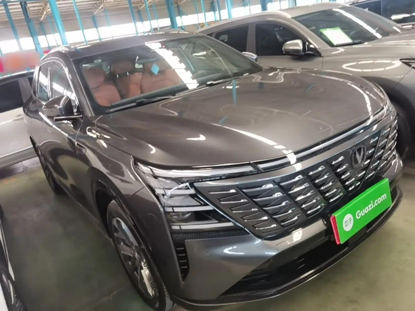 CHANGAN CS75 PLUS 2025 4th Generation 1.5T New Blue Whale Smart Luxury Edition — миниатюра 3