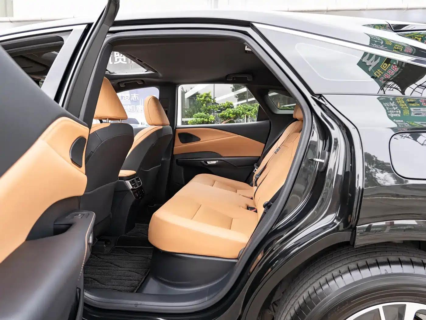 Lexus RX 2025 300 AWD Luxury Edition — миниатюра 10