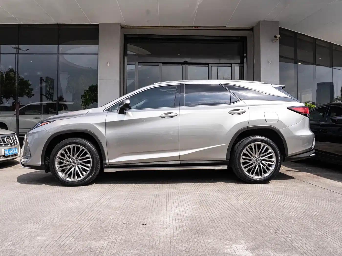 Lexus RX 2020 Facelift 450hL AWD Elegant 7-Seater — миниатюра 4