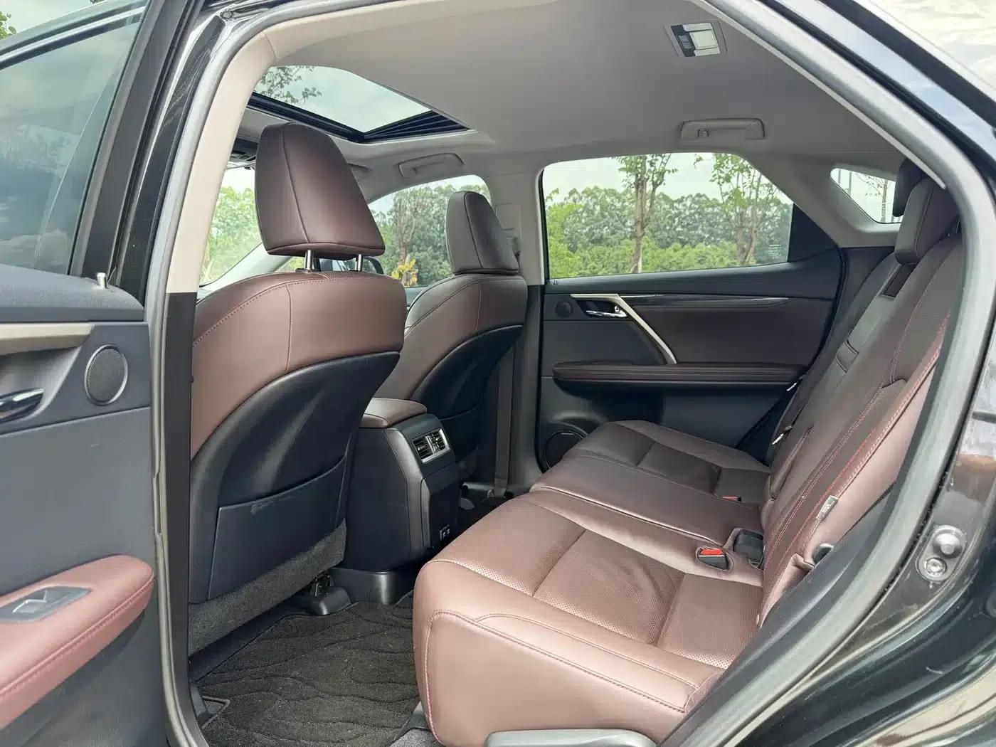 Lexus RX 2020 Facelift 300 2WD Comfort Edition — миниатюра 10