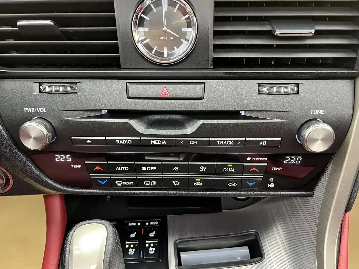 Lexus RX 2020 300 AWD F Sport (China V emission standard) — миниатюра 24